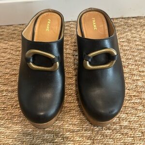 FRAME Le Ione black leather clog with brass accent